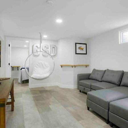 奥罗拉Sleeps 16 - 15 Min/Downtown, 10 Min/Medical Center别墅 外观 照片
