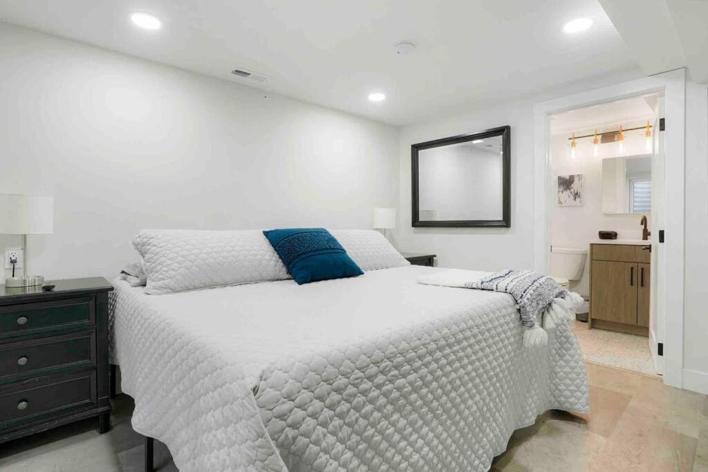 奥罗拉Sleeps 16 - 15 Min/Downtown, 10 Min/Medical Center别墅 外观 照片